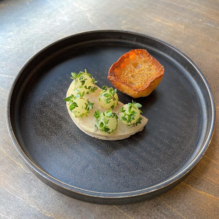 327041363_956517385779387_1311370877645082376_n