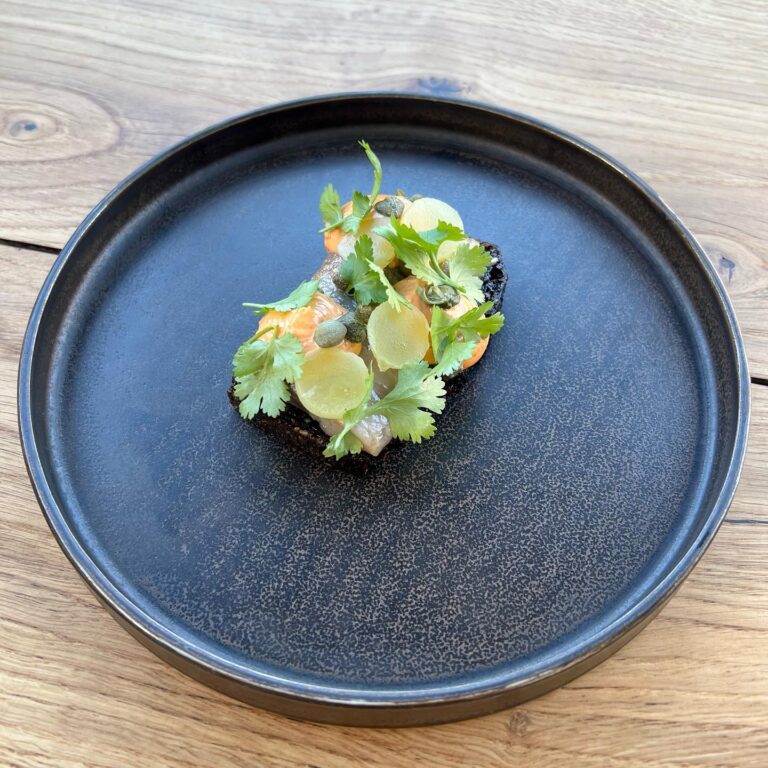 342968879_935809384425856_2104331372982375294_n