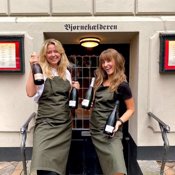 297042928_364659479184248_5440331942256785771_n