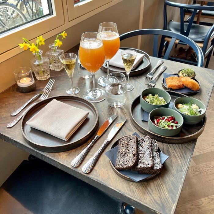 331029527_1317678652125823_1674187927643626018_n